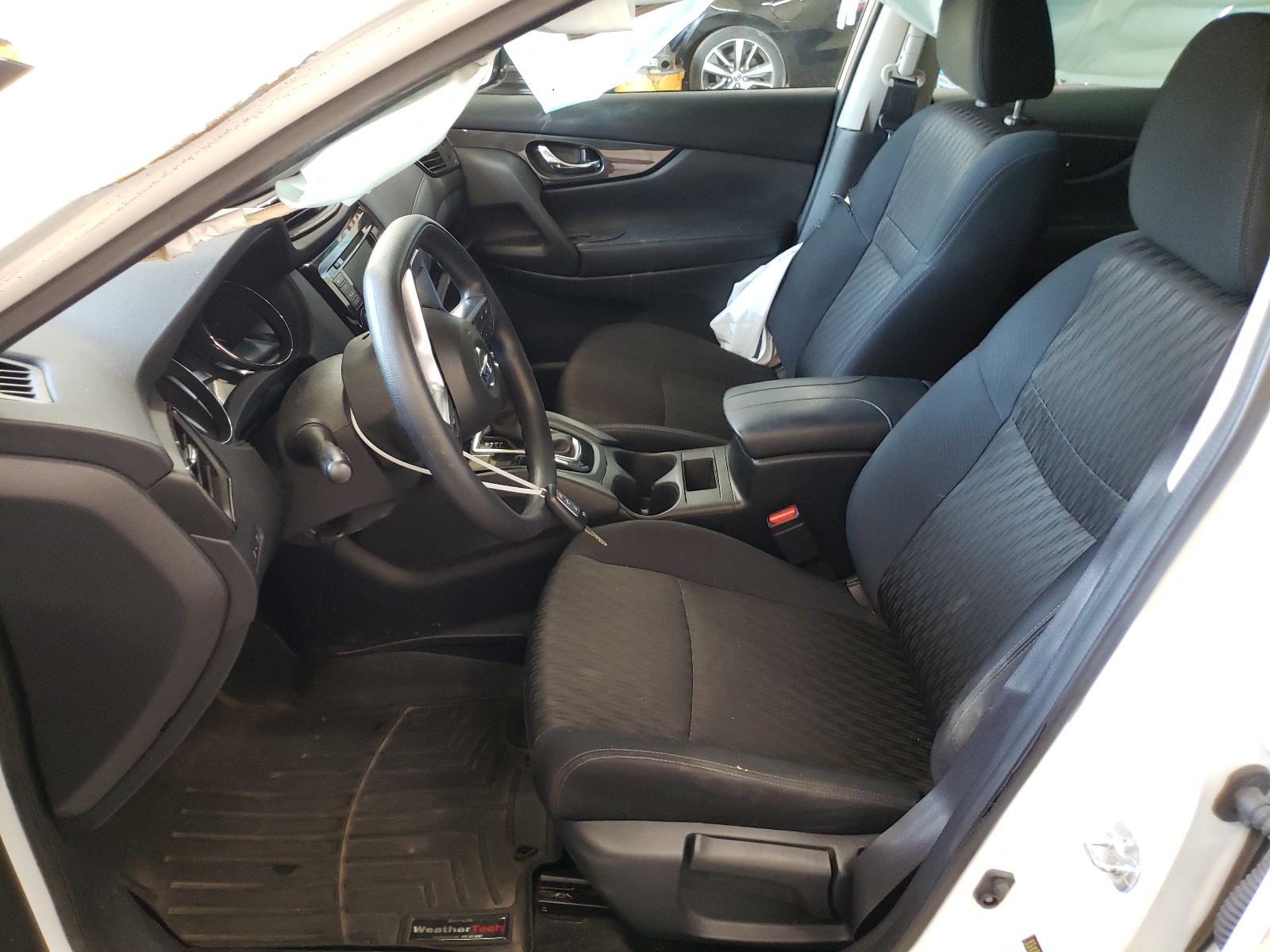 5N1AT2MV8JC717206 2018 Nissan Rogue S