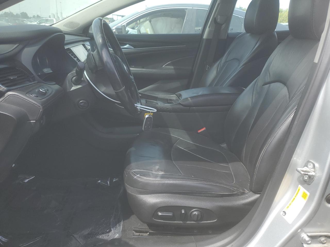 1g4zp5sz2ju123610 1G4ZP5SZ2JU123610 2018 Buick Lacrosse Essence
