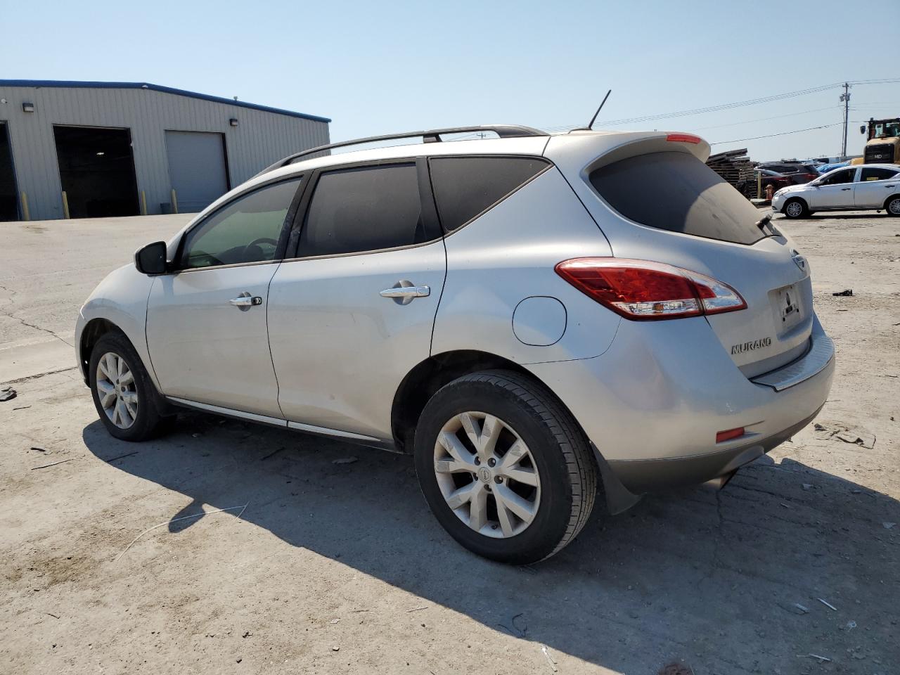 2011 Nissan Murano - Image 2