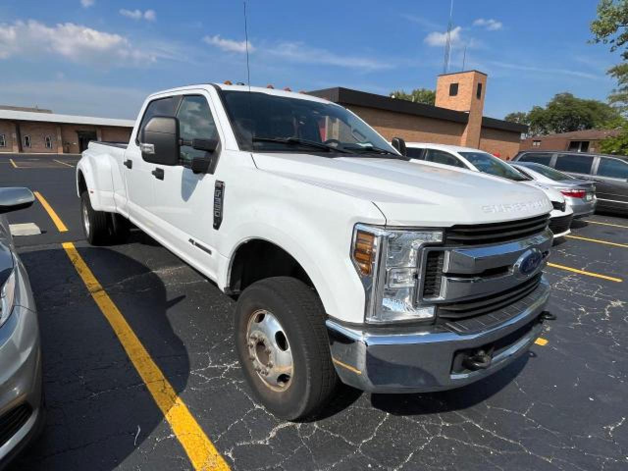 1FT8W3DT5KED23974 2019 FORD F350 - Image 1