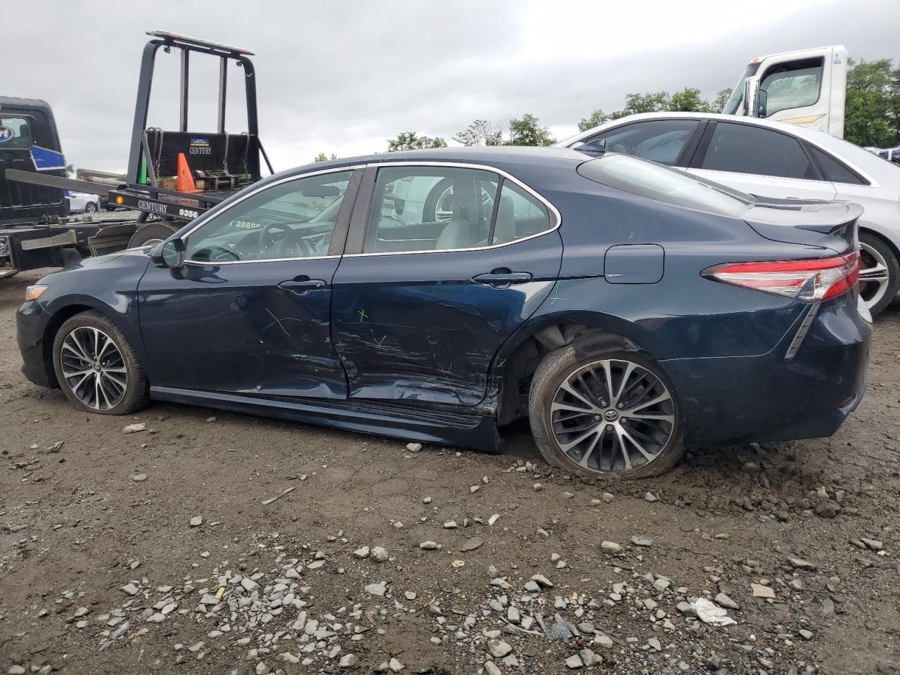 4T1B11HK0KU759482 2019 TOYOTA CAMRY - Image 2