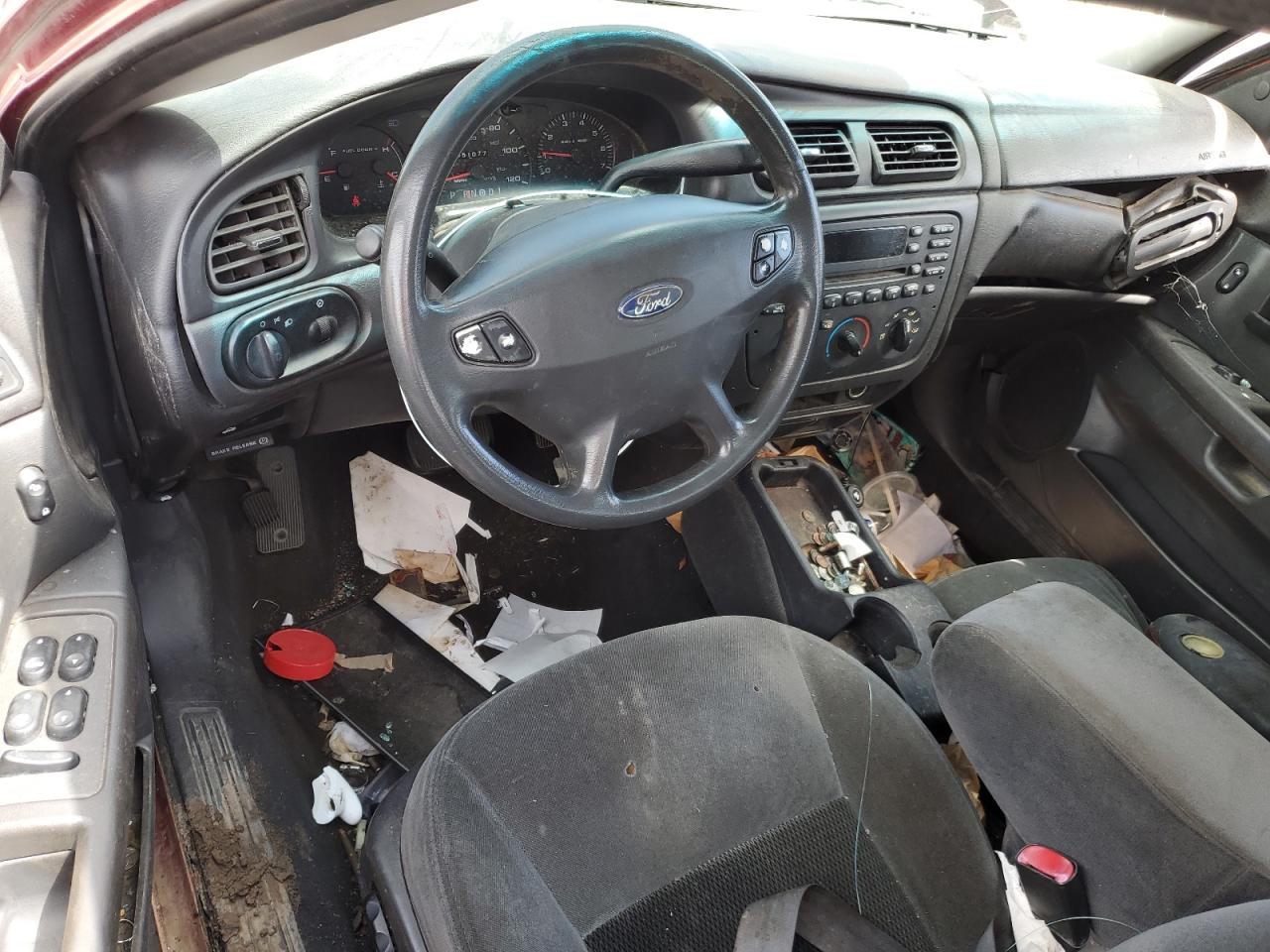 2003 Ford Taurus - Image 8