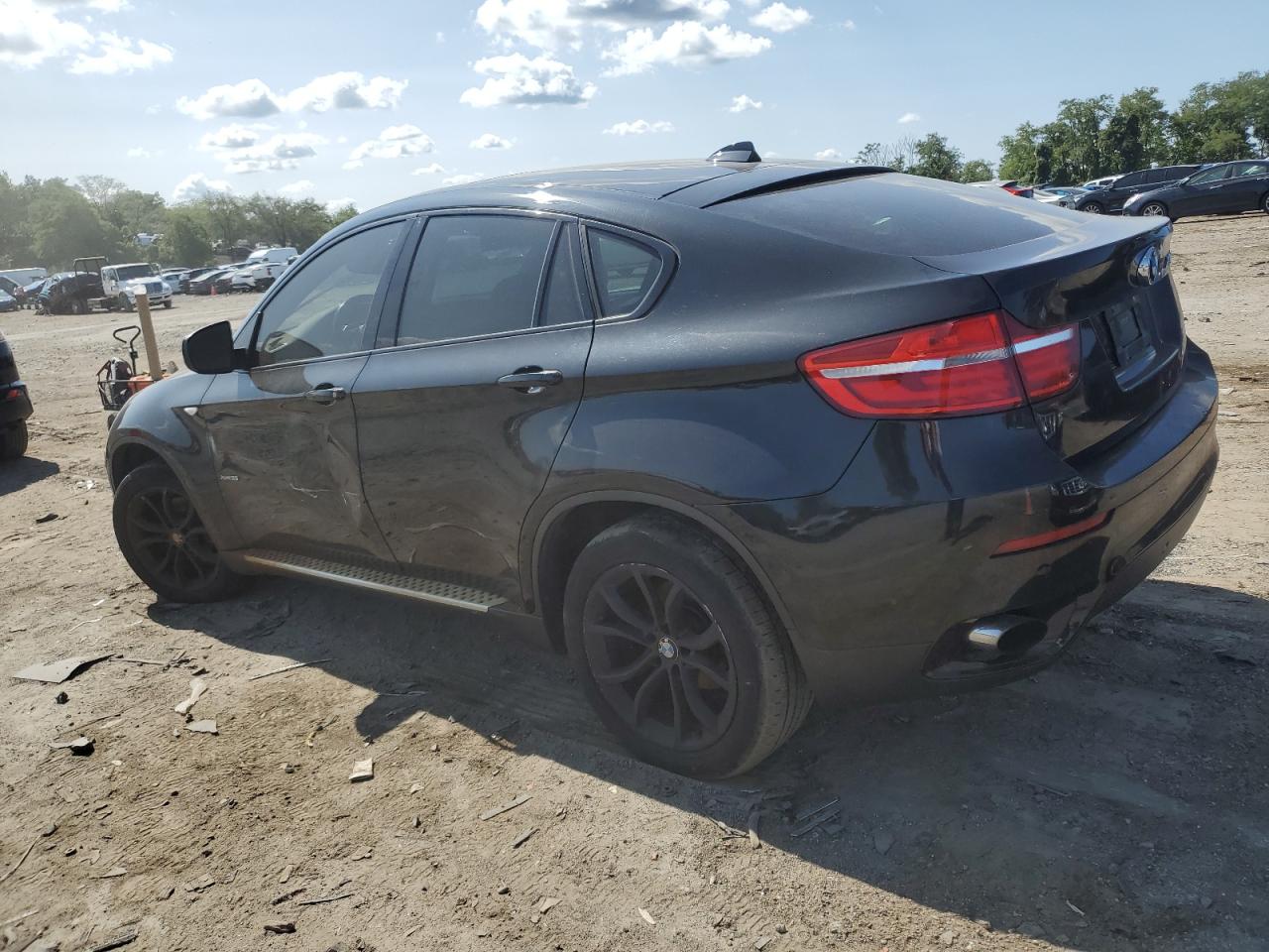 2013 BMW X6 - Image 2