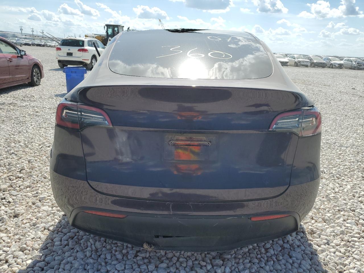 2021 Tesla Model Y VIN: 5YJYGDEE0MF233152 Lot: 67158024