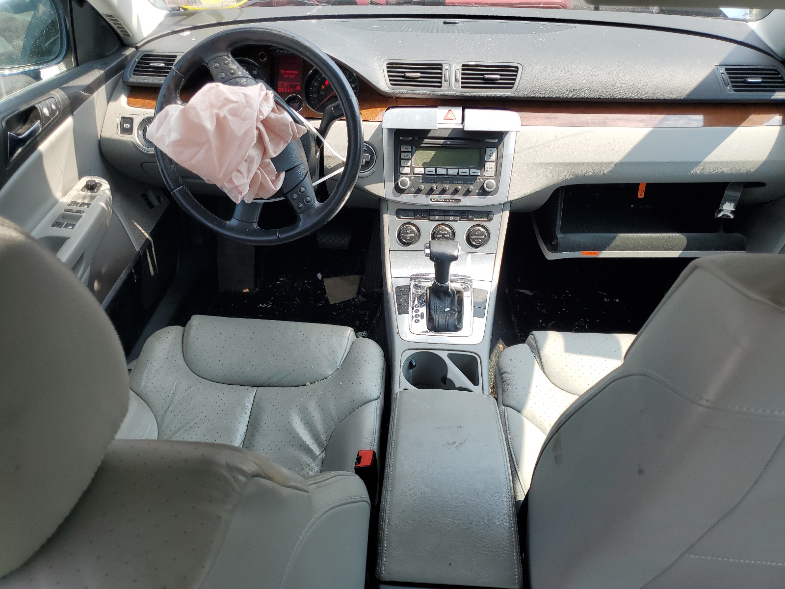 WVWEK73C57P013116 2007 Volkswagen Passat 2.0T Luxury Leather