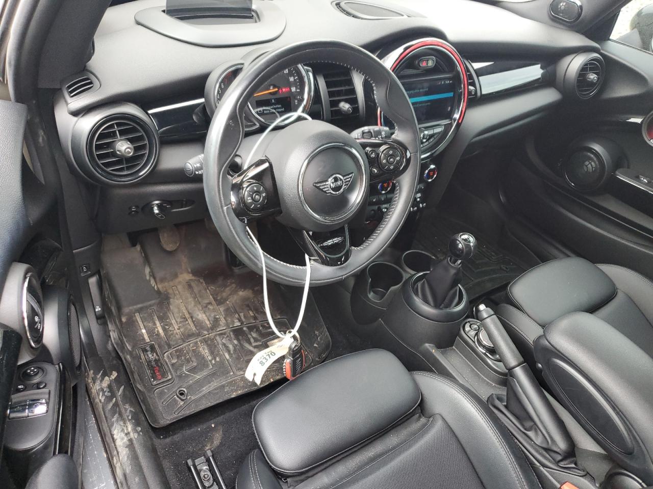 WMWXP7C57K2C62910 2019 Mini Cooper S