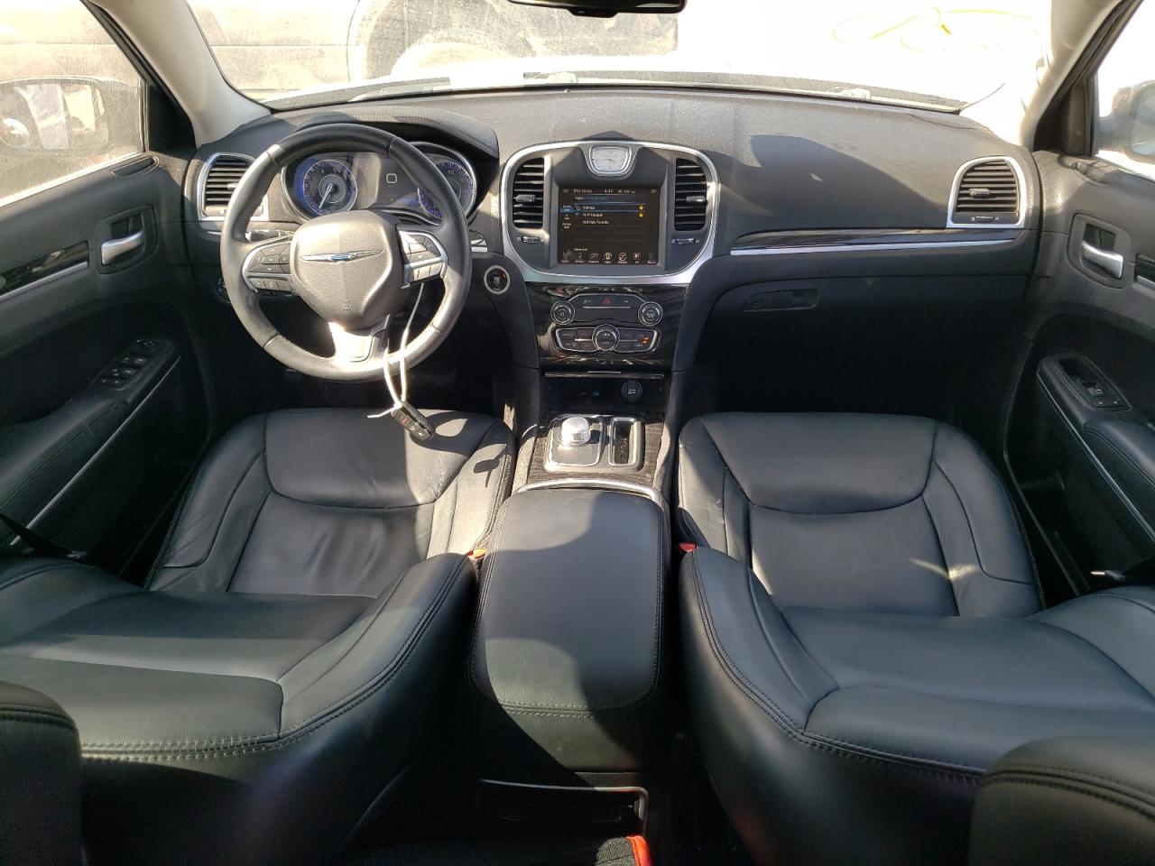 2015 Chrysler 300 Limited VIN: 2C3CCAAGXFH841886 Lot: 65652794