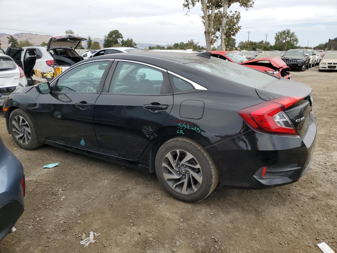 19XFC2F76HE201373 2017 HONDA CIVIC - Image 2