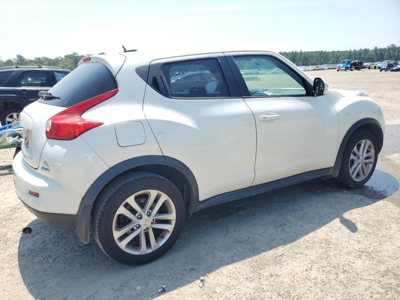 2013 Nissan Juke S VIN: JN8AF5MR0DT221258 Lot: 65809874