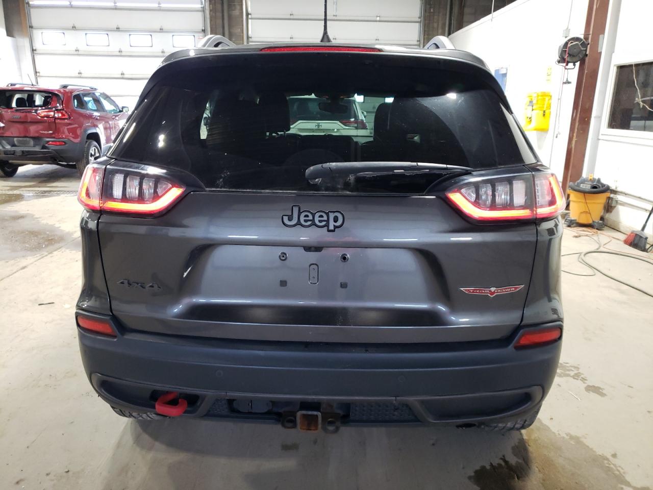 2019 Jeep Cherokee Trailhawk VIN: 1C4PJMBX9KD182693 Lot: 66108064