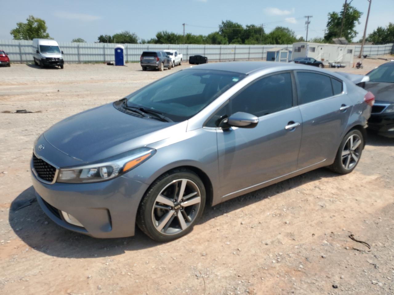 3KPFL4A83HE091023 2017 KIA FORTE - Image 1