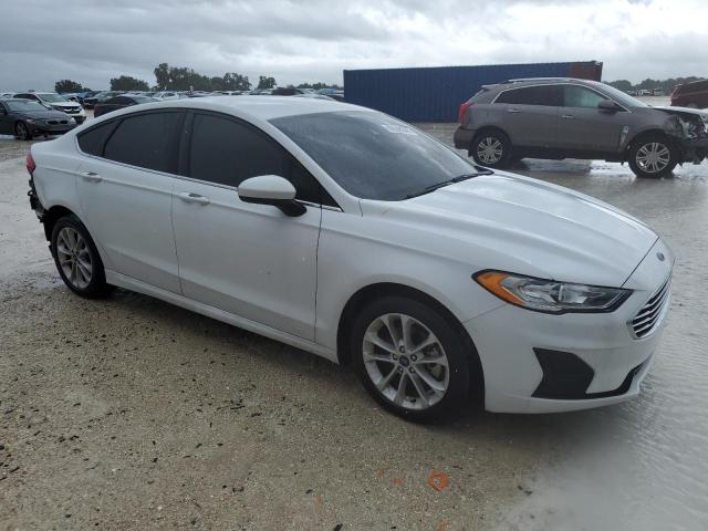 3FA6P0LU0LR194348 Ford Fusion SE 4