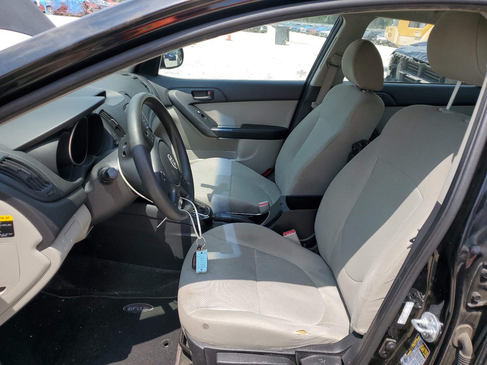 KNAFU4A20C5608370 2012 Kia Forte Ex