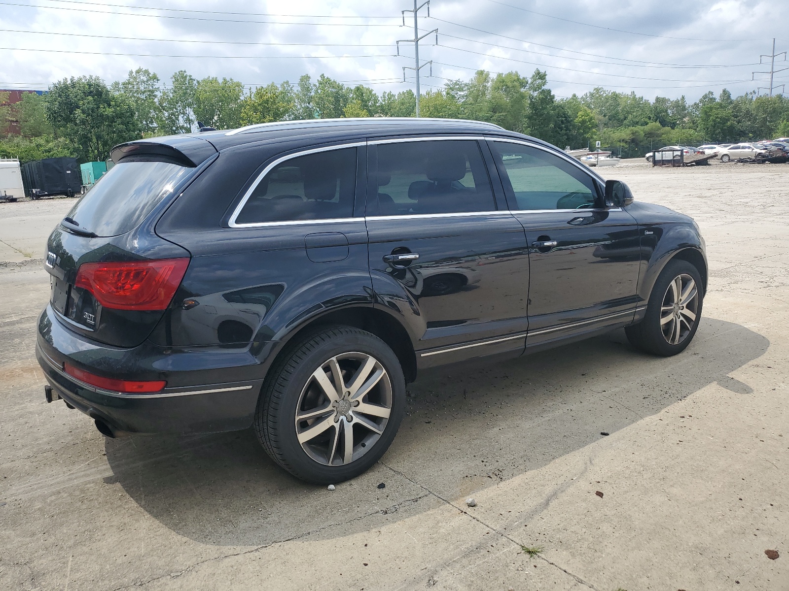 2015 Audi Q7 Premium Plus vin: WA1LGAFE9FD017991