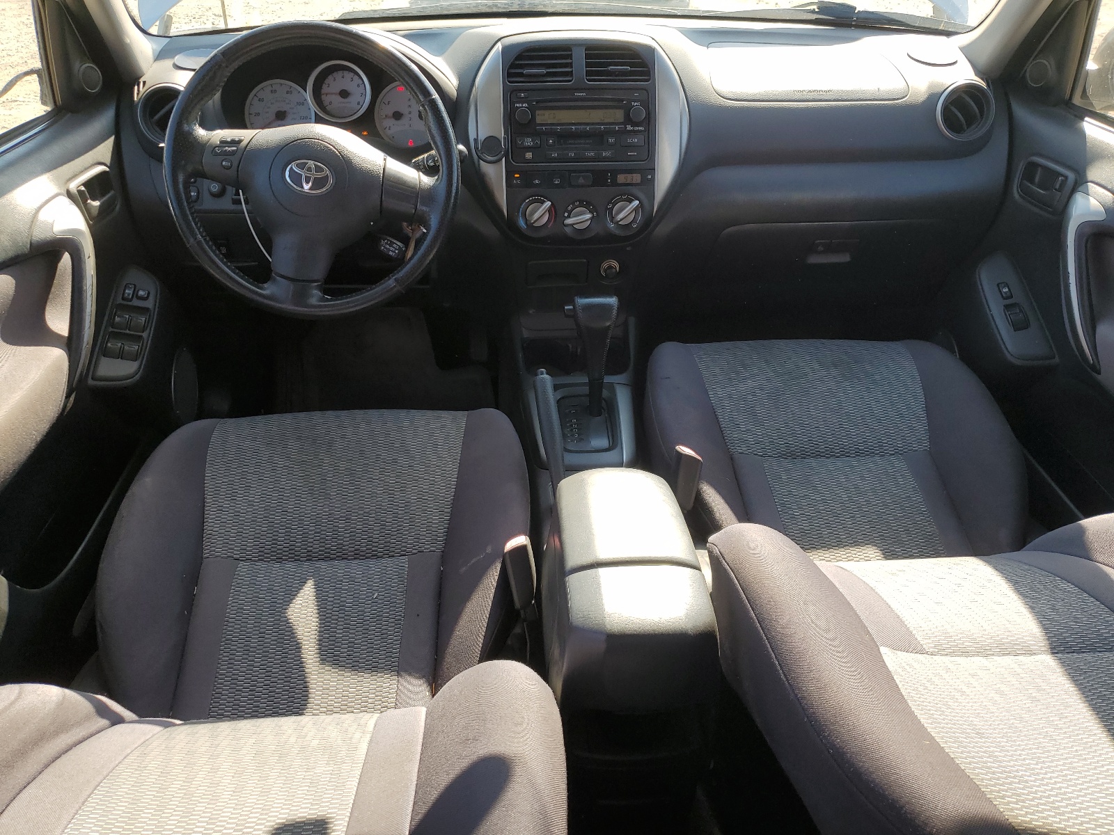 JTEHD20V940024068 2004 Toyota Rav4