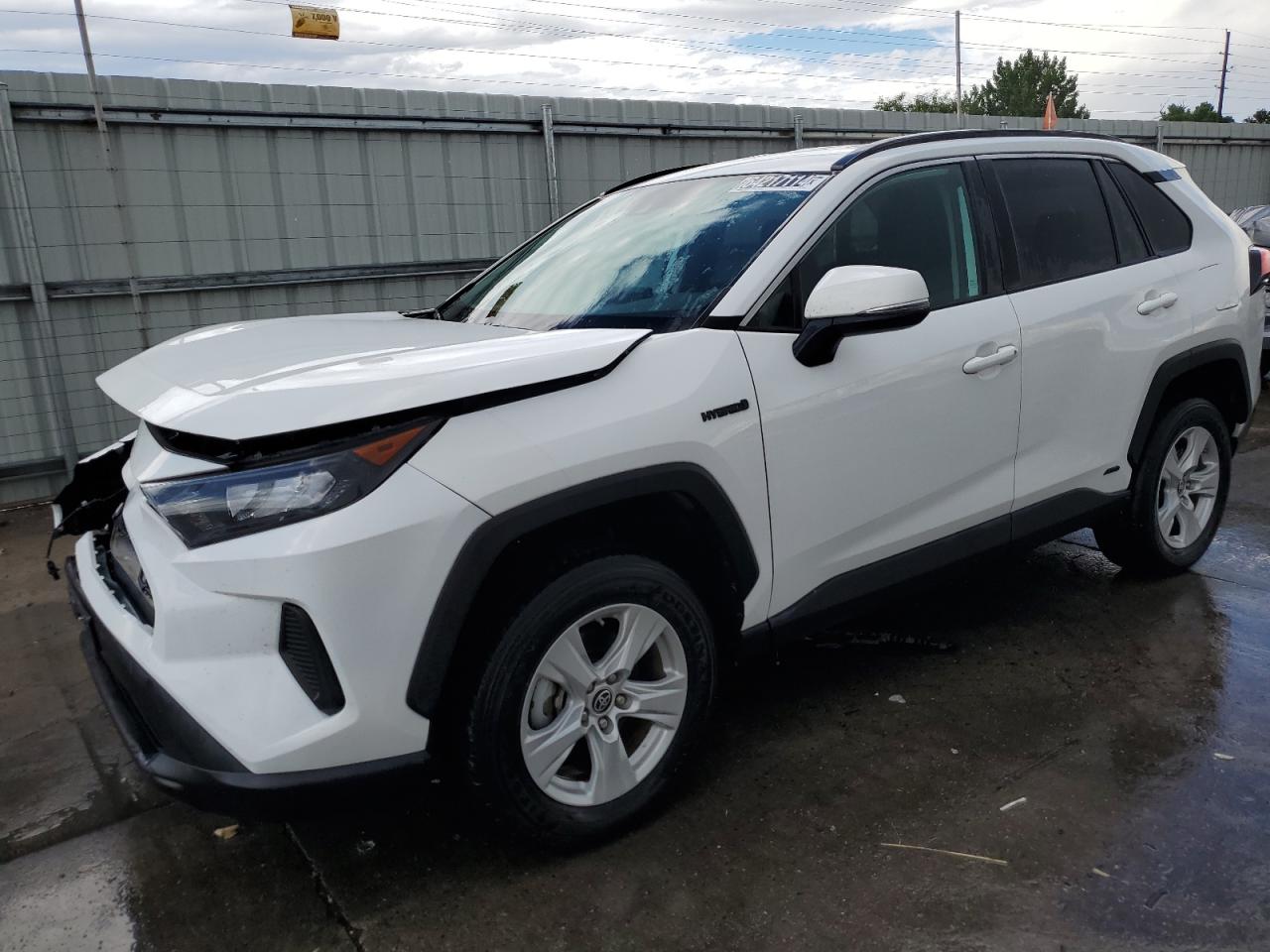 2021 Toyota Rav4 Le VIN: 4T3MWRFV7MU020884 Lot: 64217114