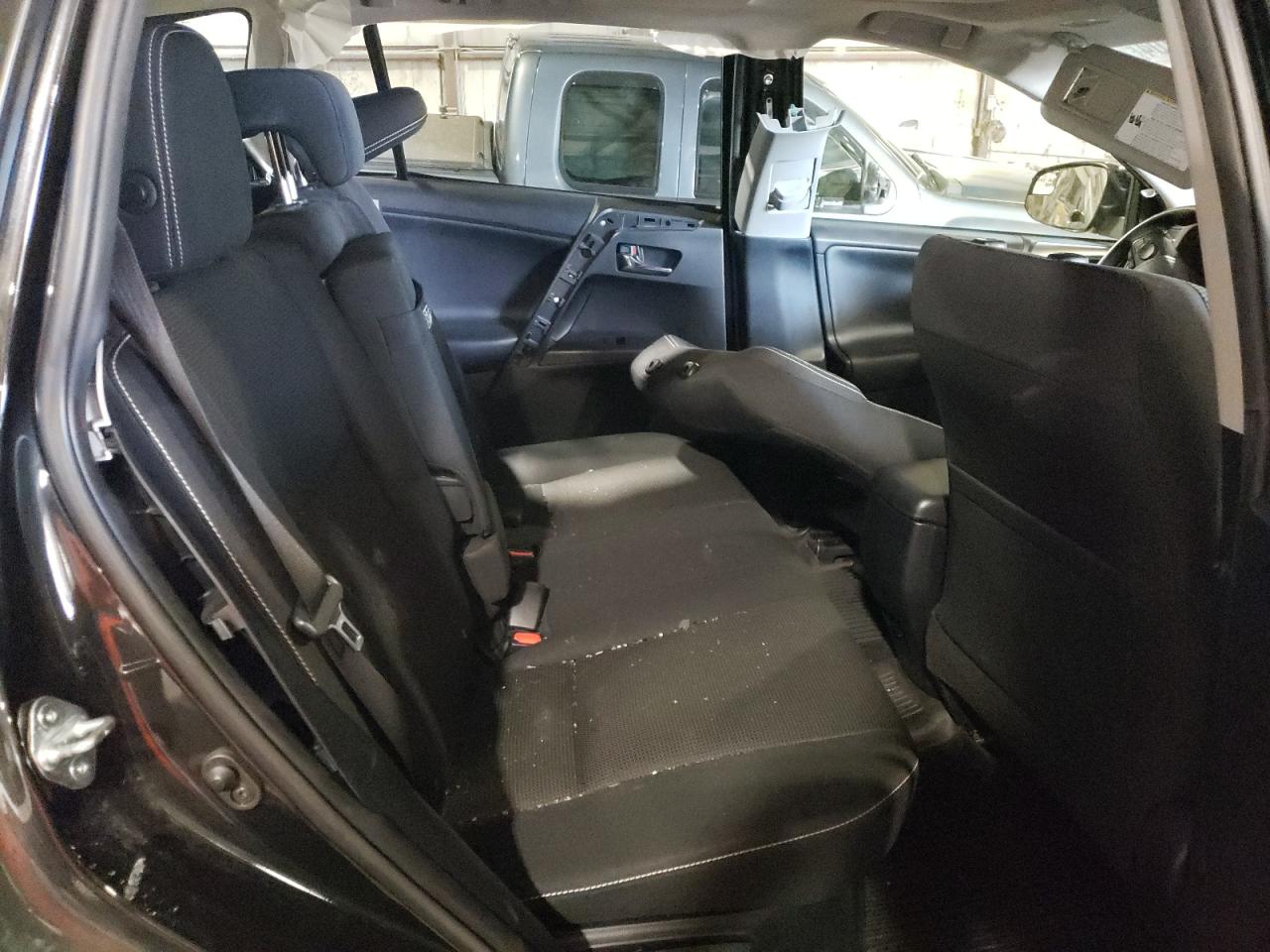 2017 Toyota Rav4 Hv Le VIN: JTMRJREV6HD114330 Lot: 65816704