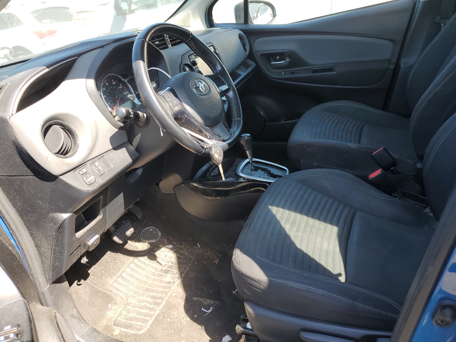 VNKKTUD32FA054227 2015 Toyota Yaris