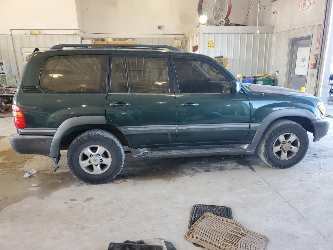 2000 Toyota Land Cruiser VIN: JT3HT05J6Y0097894 Lot: 65992004