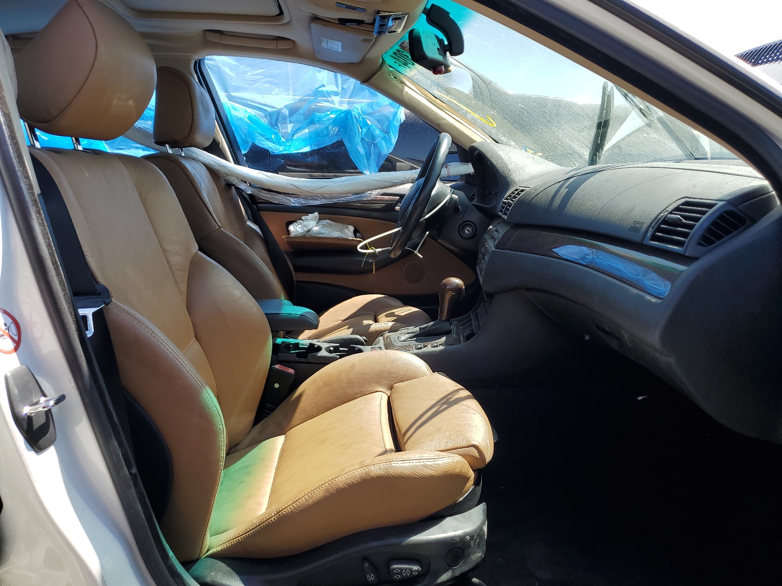 WBAET37482NJ21756 2002 BMW 325 I