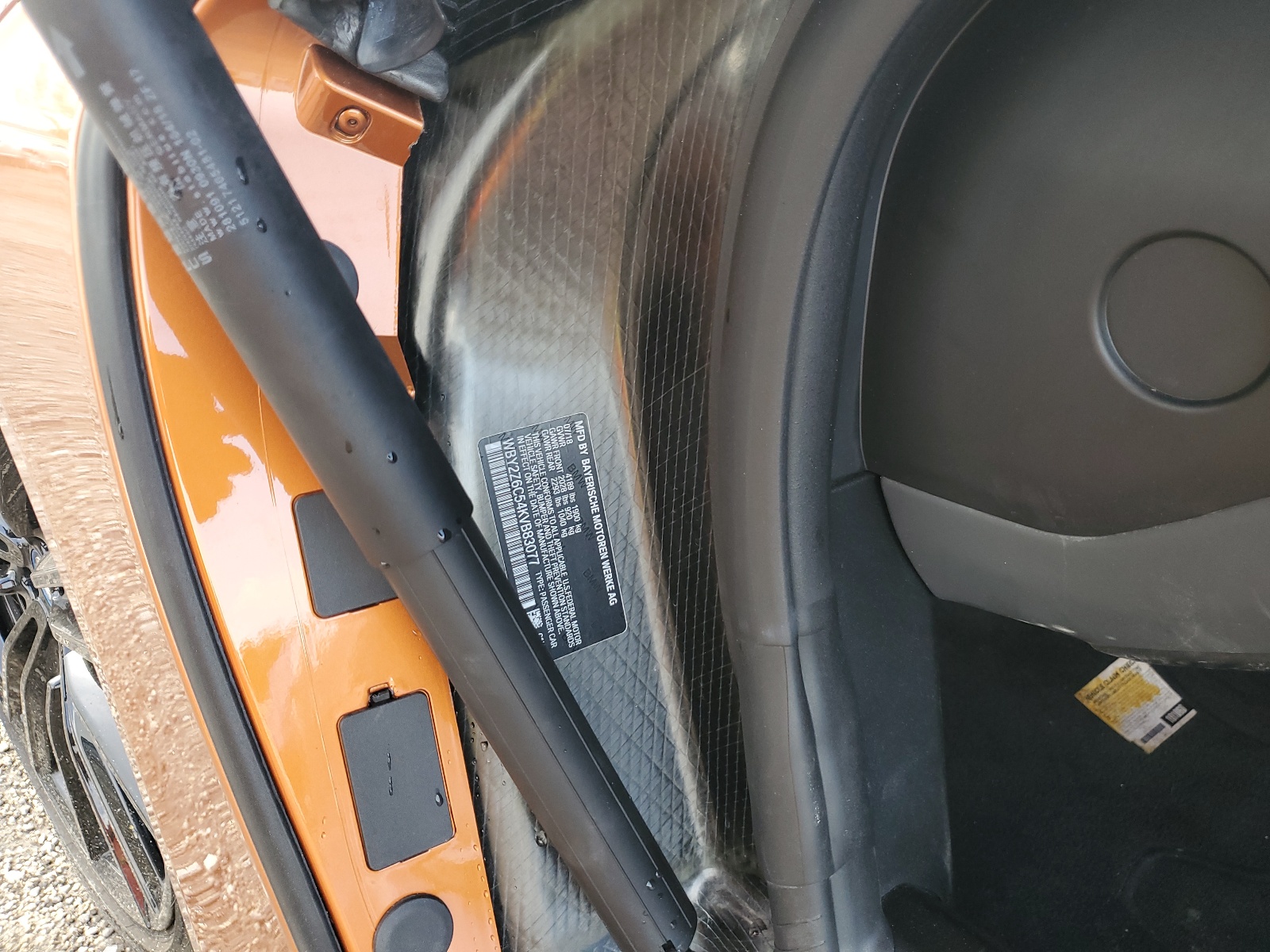 WBY2Z6C54KVB83077 2019 BMW I8