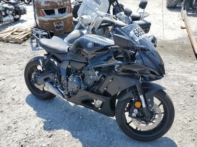  YAMAHA YZFR7 2024 Черный