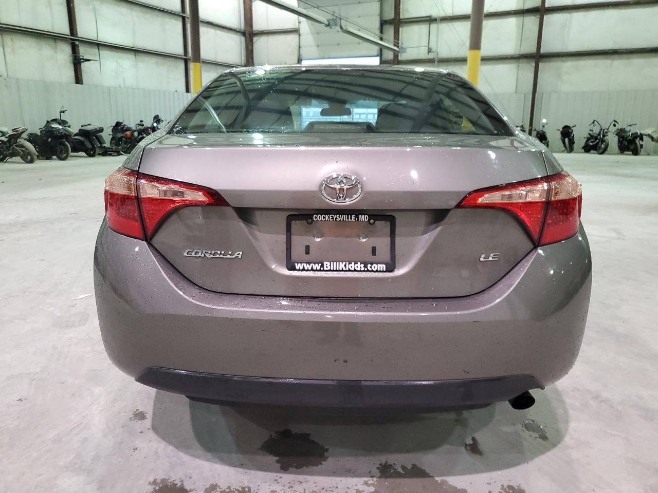 2018 Toyota Corolla L VIN: 5YFBURHEXJP773177 Lot: 65673874