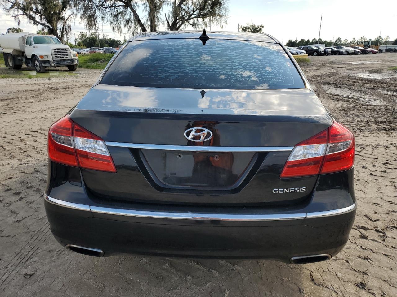 2012 Hyundai Genesis 3.8L VIN: KMHGC4DD4CU199332 Lot: 68583174