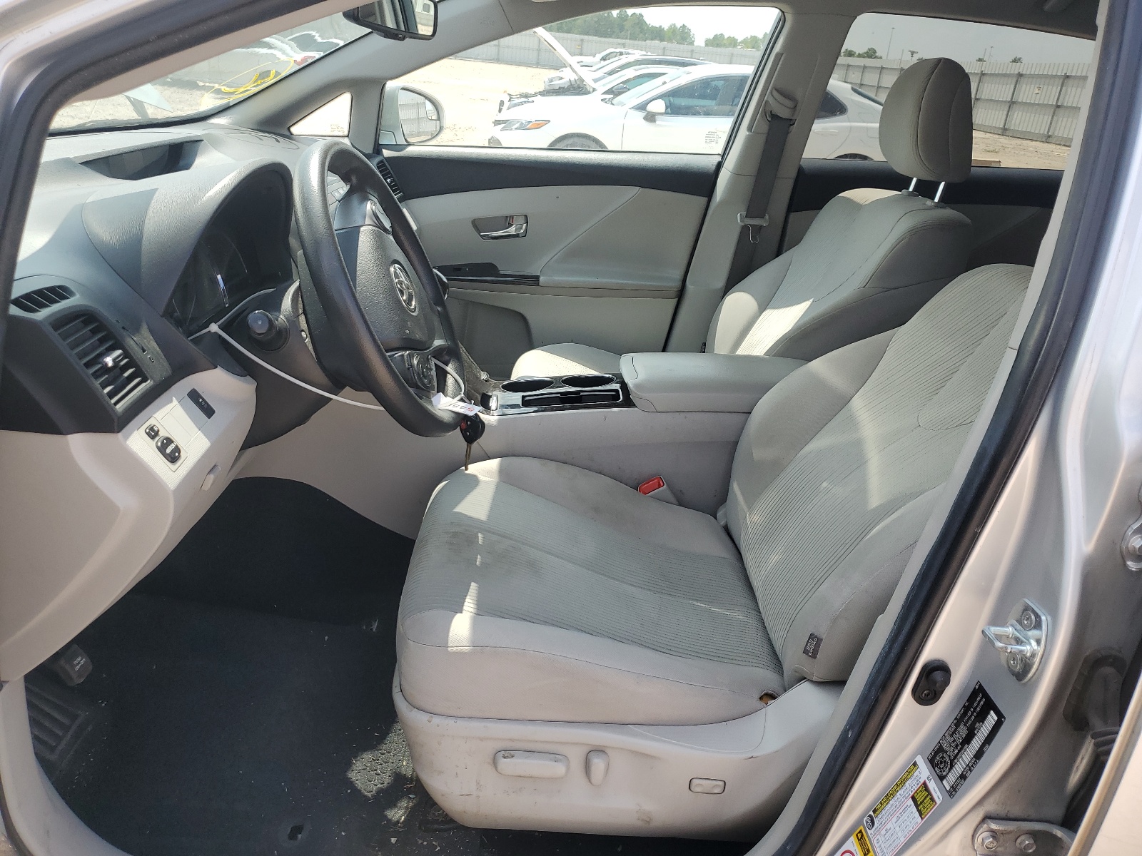4T3BA3BB6EU063886 2014 Toyota Venza Le