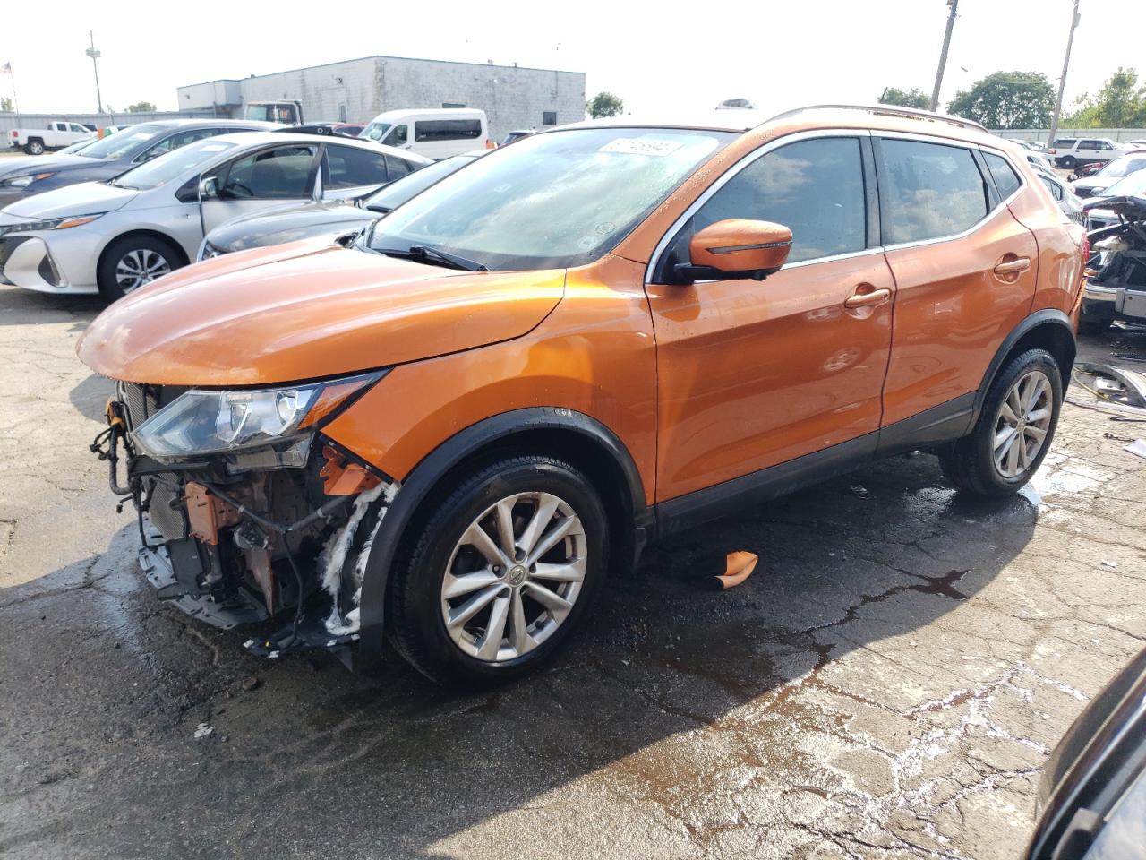 JN1BJ1CR2HW110209 2017 NISSAN ROGUE - Image 1