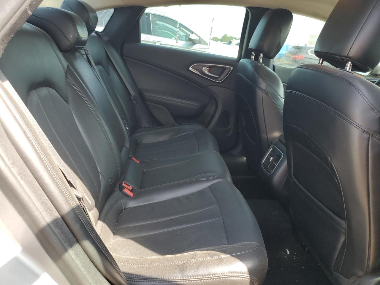 2015 Chrysler 200 C VIN: 1C3CCCCG6FN509735 Lot: 65395364