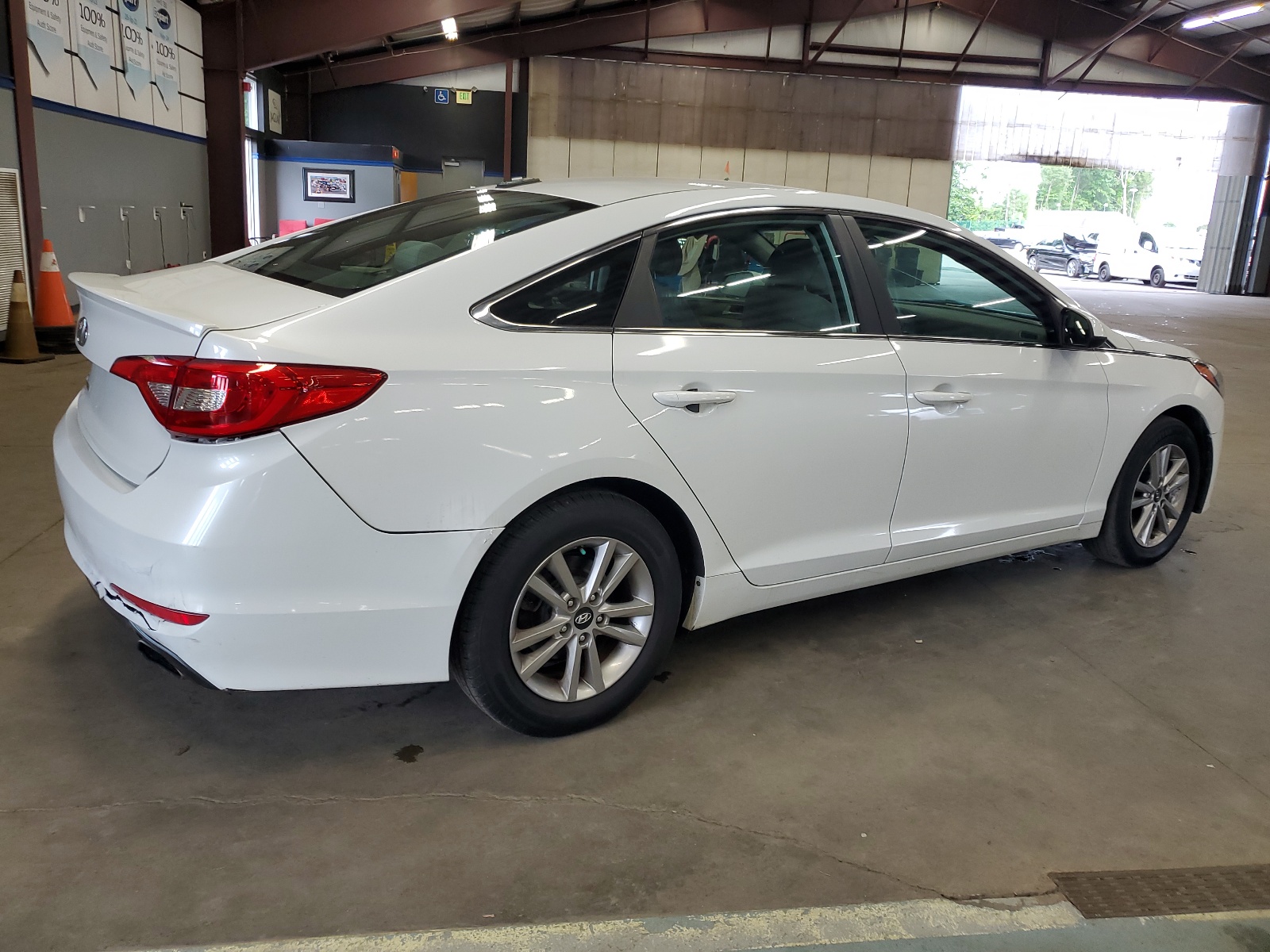 2016 Hyundai Sonata Se vin: 5NPE24AF3GH356787