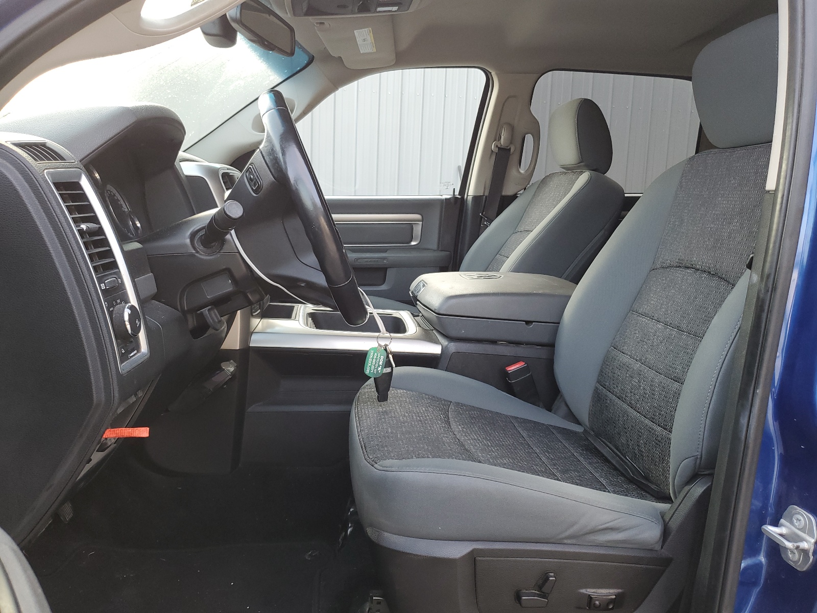 1C6RR7LM9GS110846 2016 Ram 1500 Slt