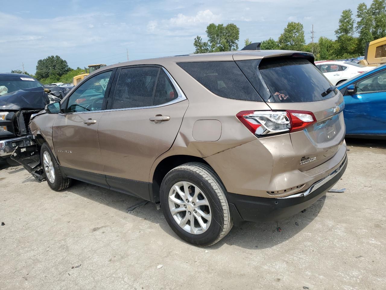 2GNAXKEVXK6176183 2019 CHEVROLET EQUINOX - Image 2