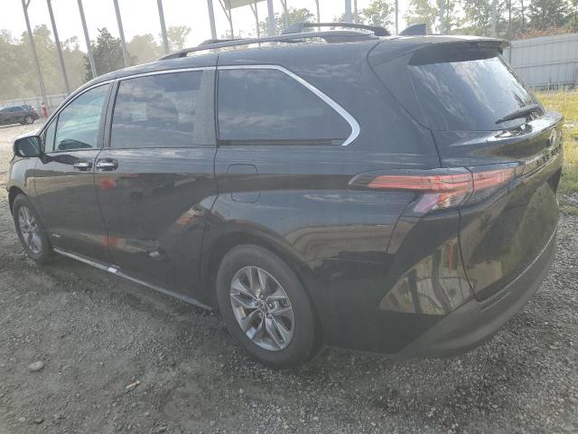 5TDYRKEC7MS010213 Toyota All Models SIENNA XLE 2