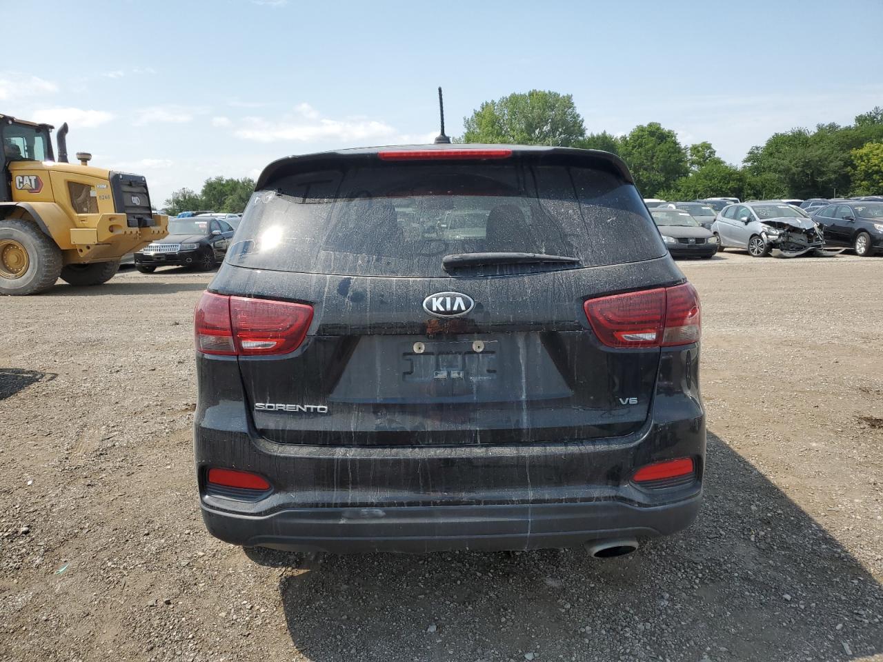 5XYPGDA54KG572262 2019 Kia Sorento Lx