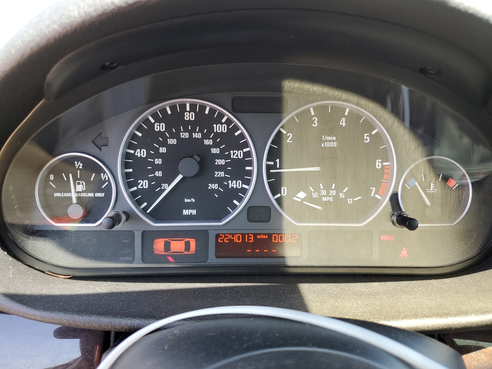 WBAAV53481FT00334 2001 BMW 330 I