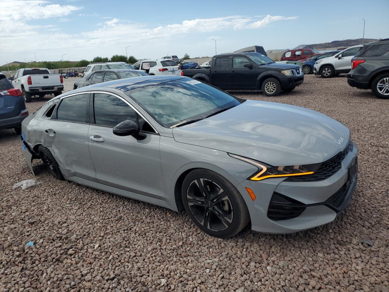 2022 Kia K5 - Image 4