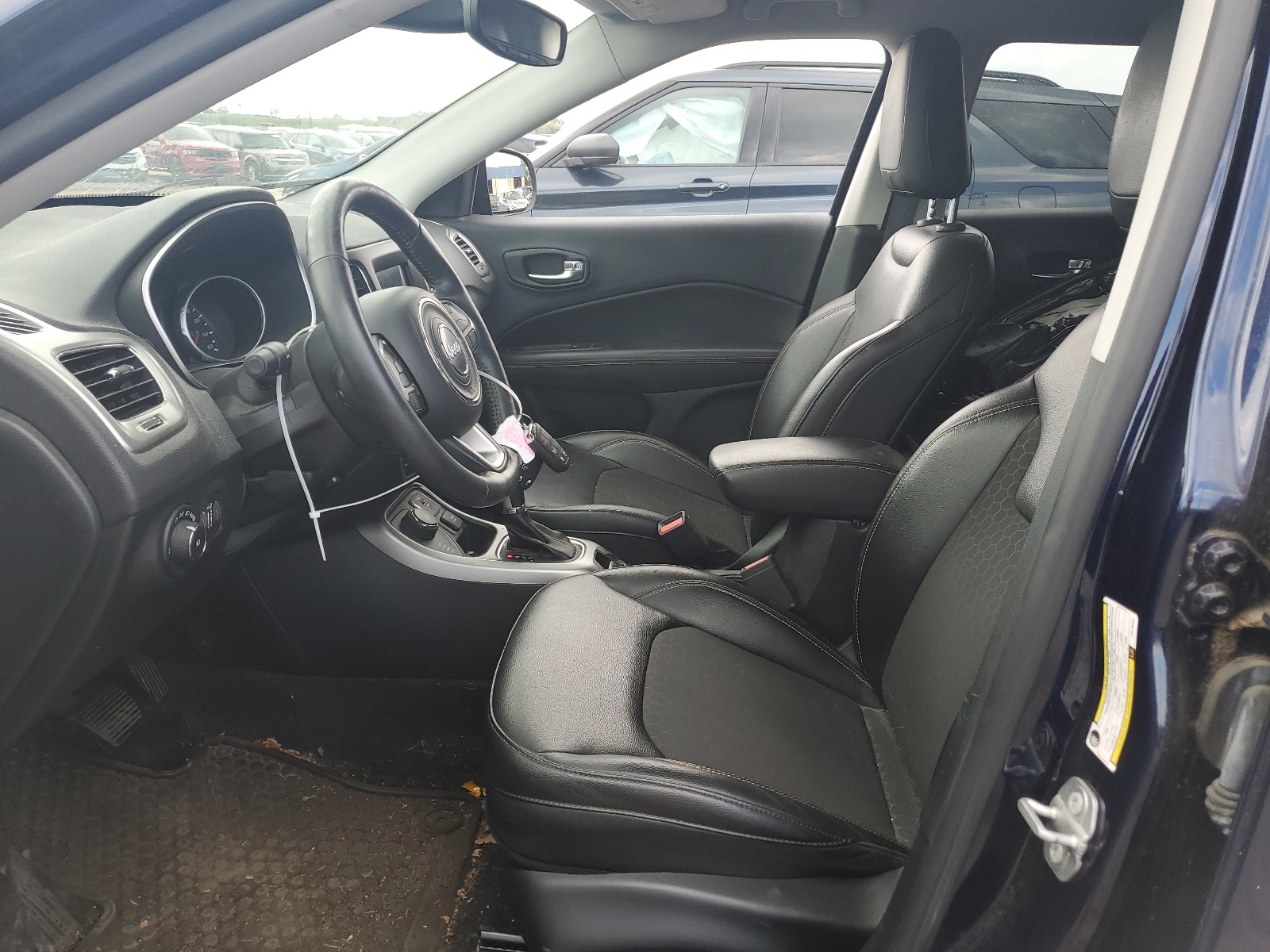 3C4NJDBB7JT270422 2018 Jeep Compass Latitude