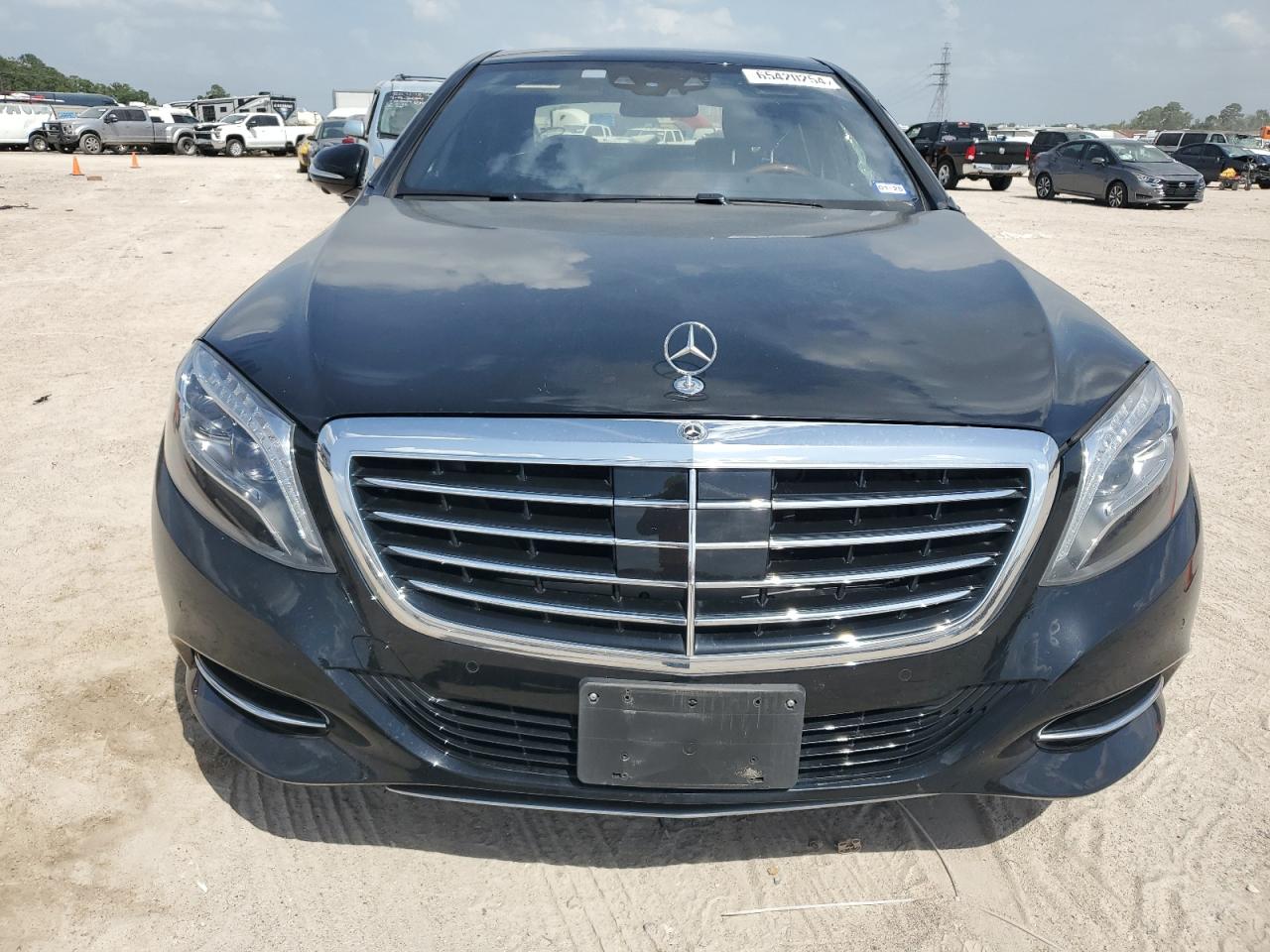 2016 Mercedes-Benz S 550 4Matic VIN: WDDUG8FB3GA241940 Lot: 65420254