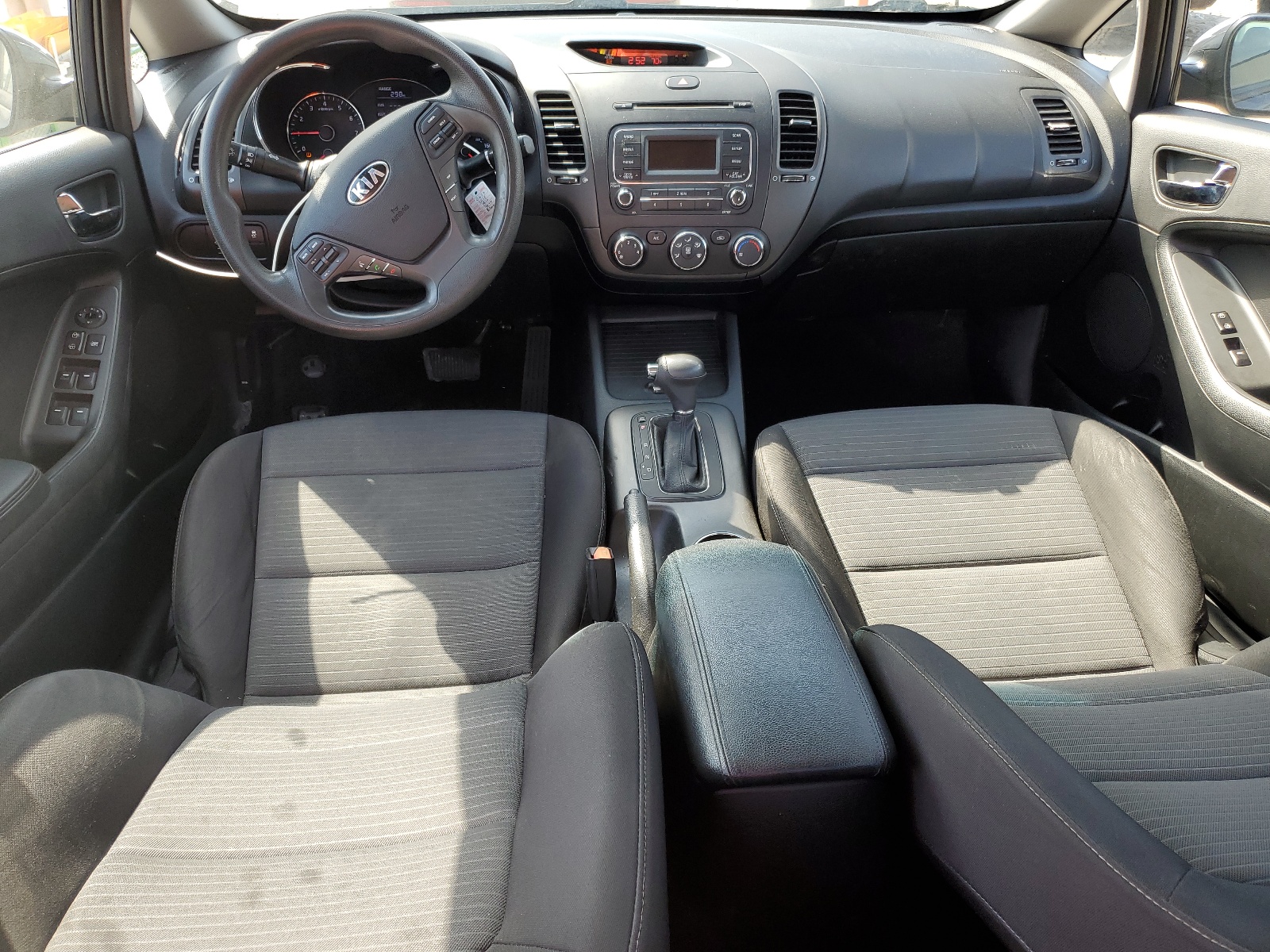 KNAFX4A61F5426675 2015 Kia Forte Lx