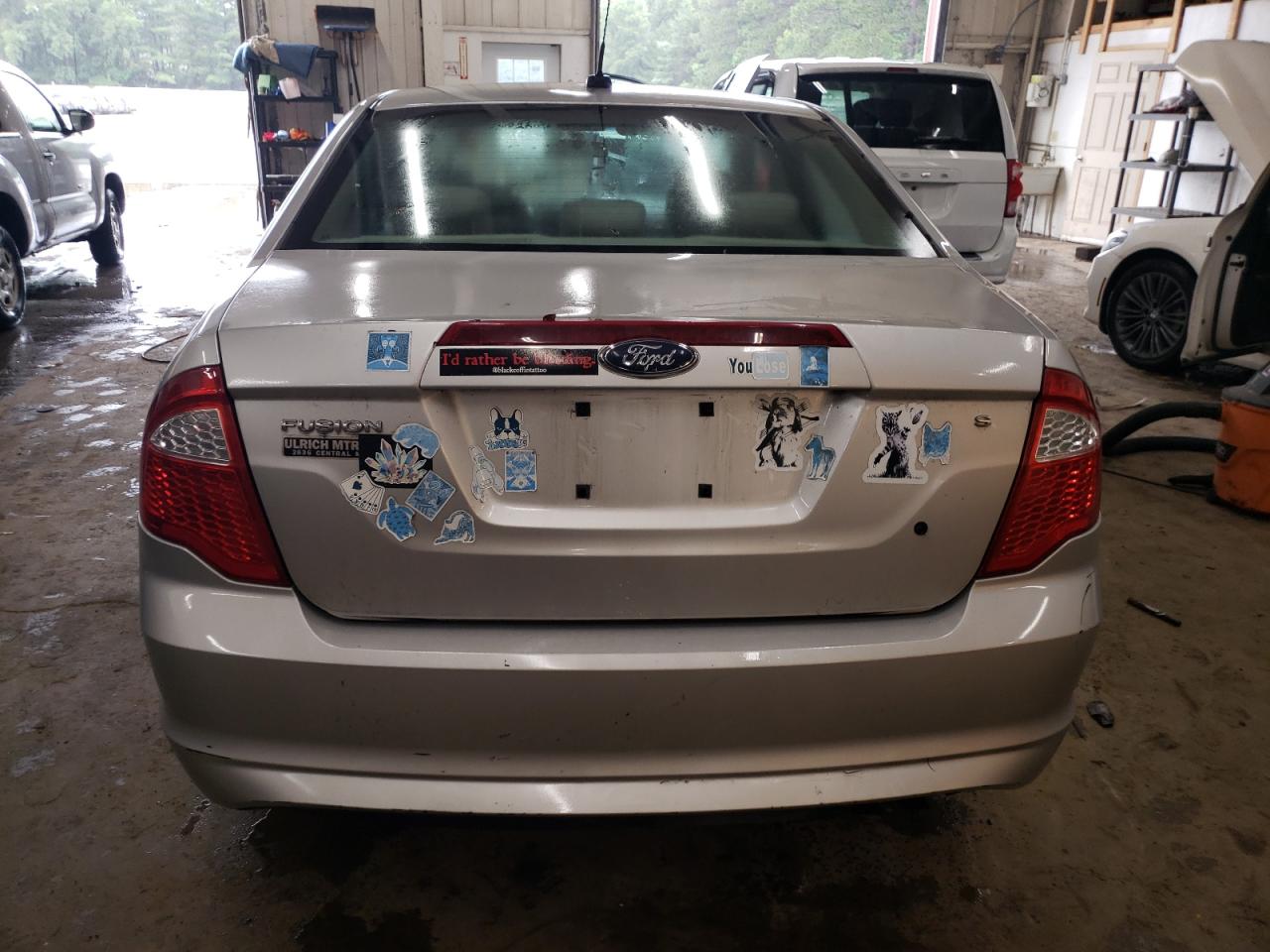 2010 Ford Fusion S VIN: 3FAHP0GA1AR110978 Lot: 65135614