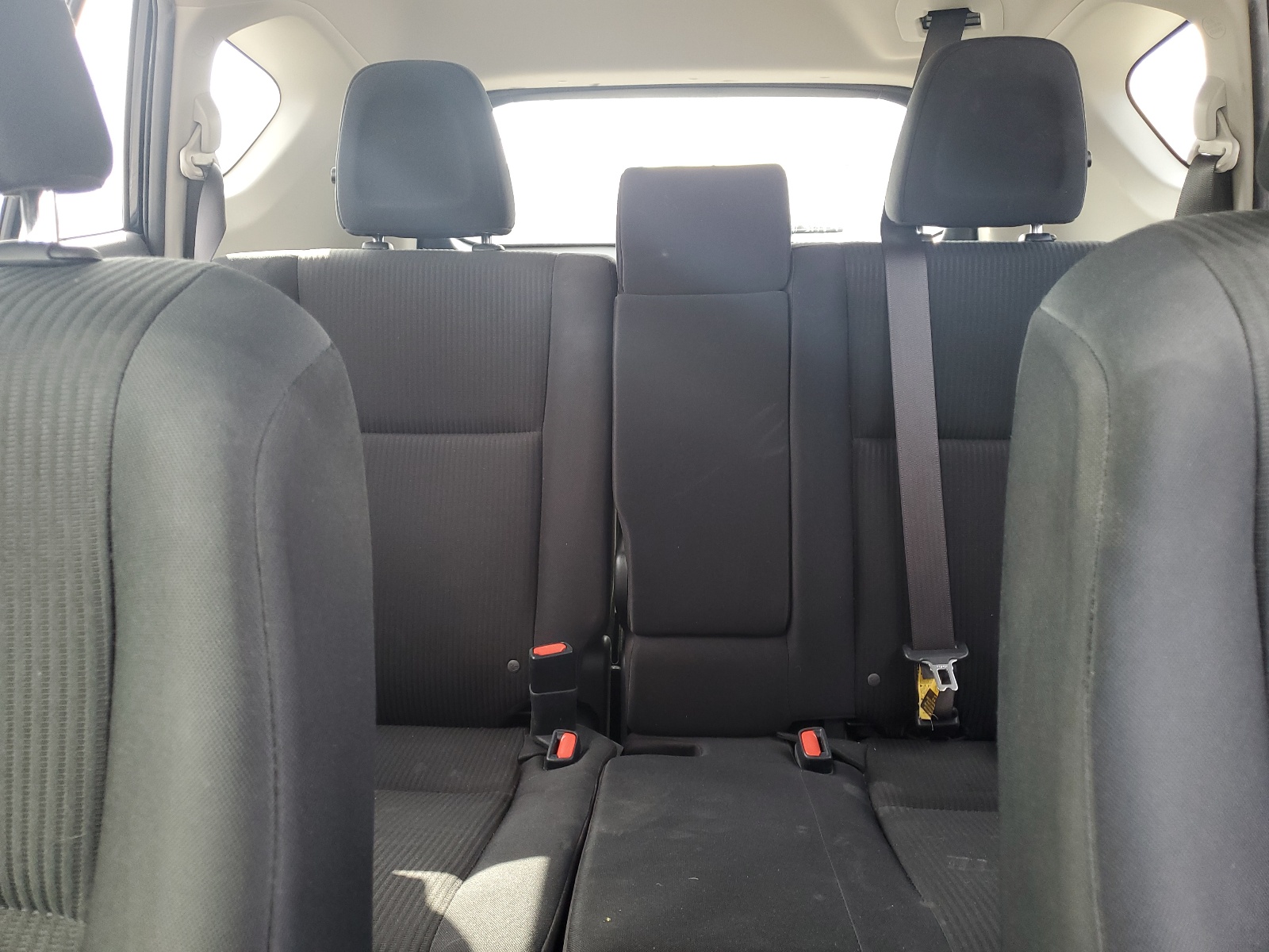 JTMZFREV0JJ737886 2018 Toyota Rav4 Le