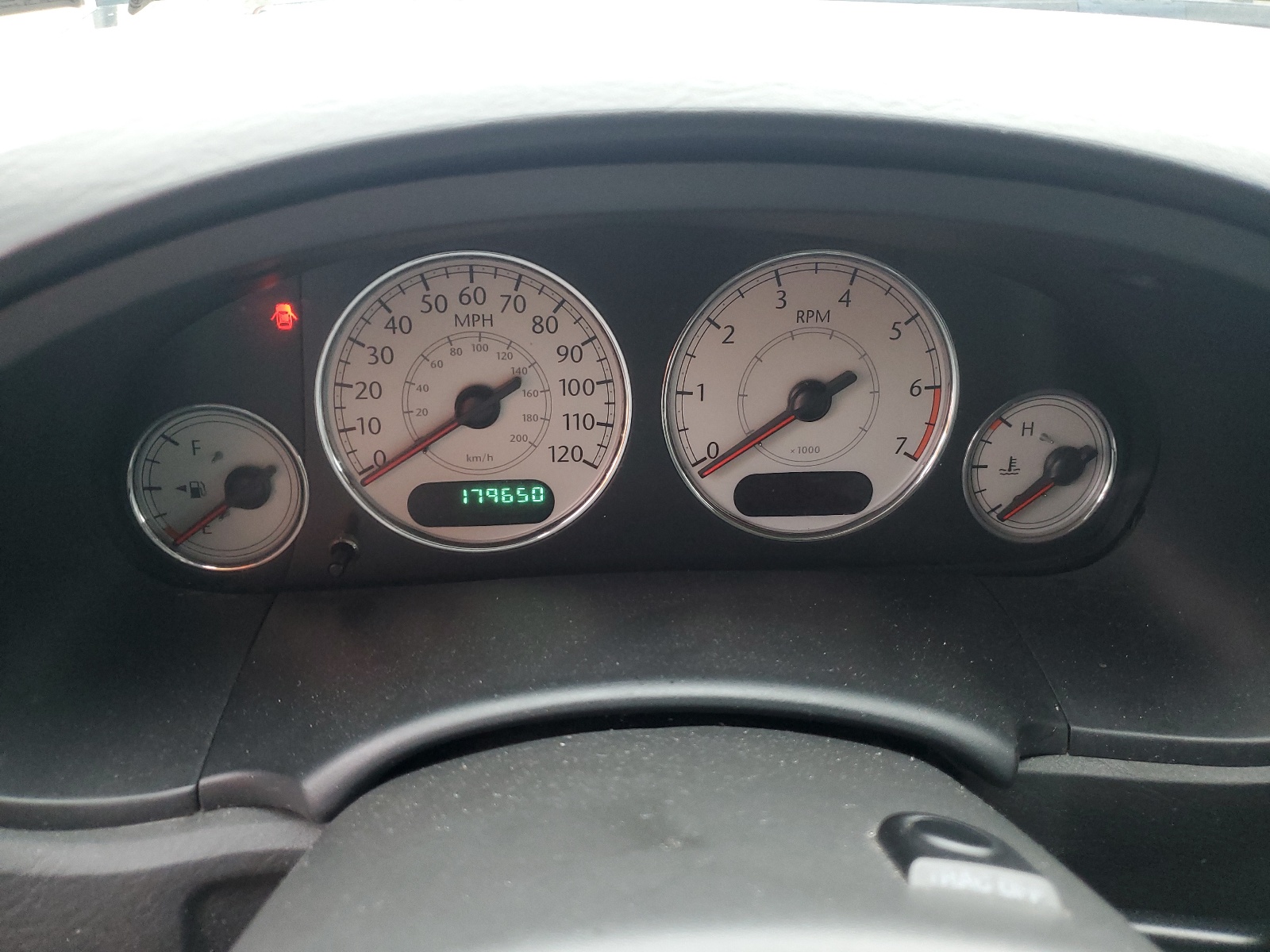 2C4GP64L95R168587 2005 Chrysler Town & Country Limited