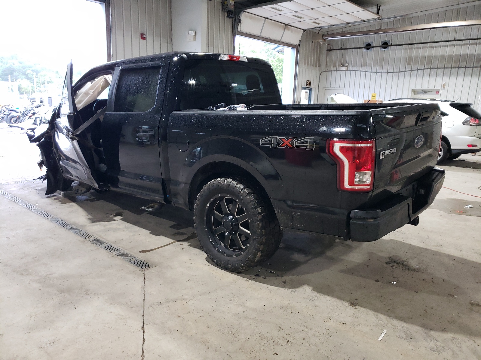 1FTEW1E83HKE33952 2017 Ford F150 Supercrew 1FTEW1E83HKE33952 2017 Ford F150 Supercrew