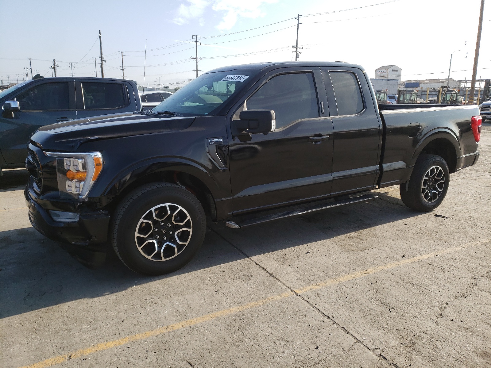 2021 Ford F150 Super Cab vin: 1FTEX1C83MFA81880