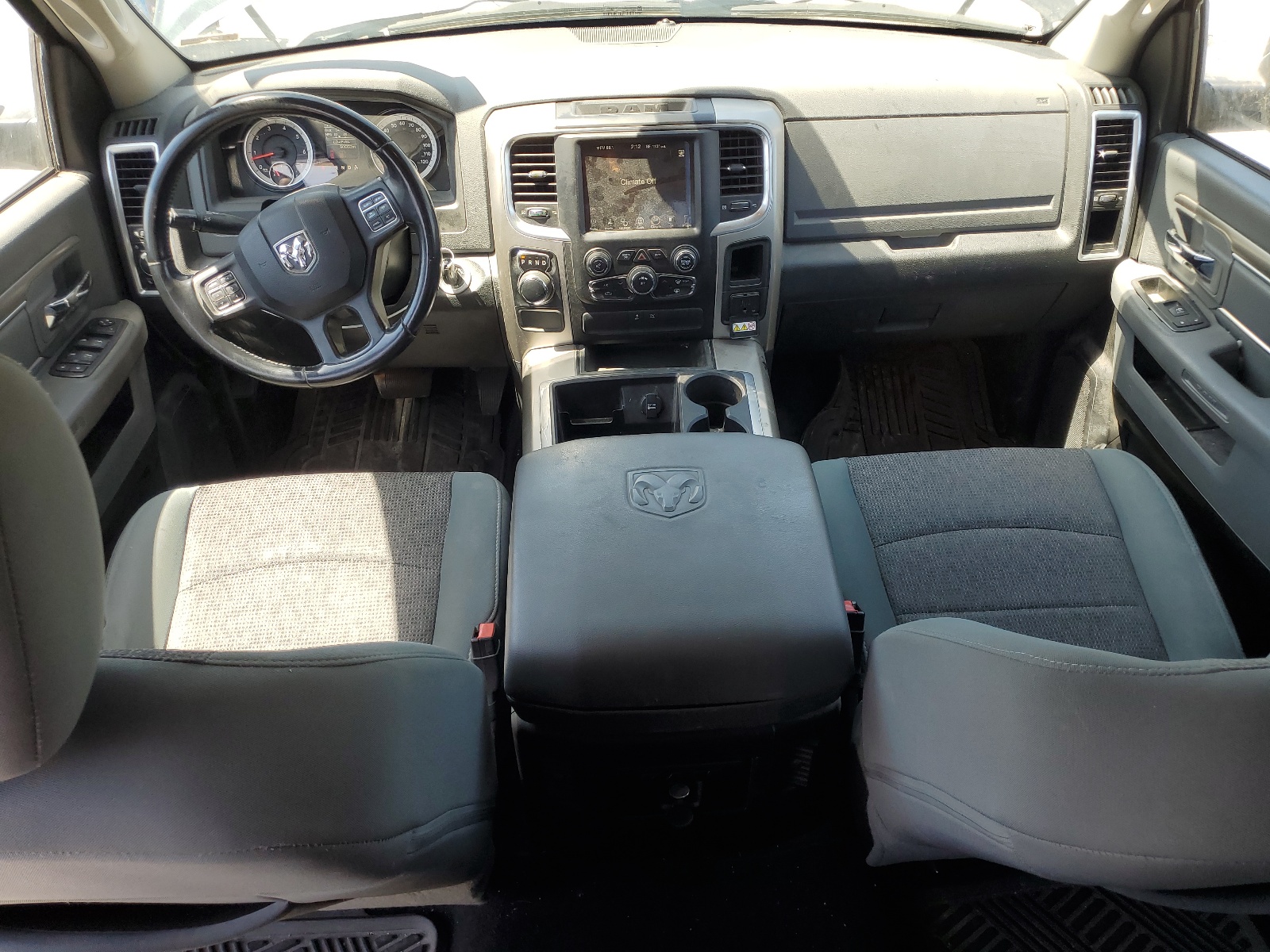 1C6RR6LTXFS542040 2015 Ram 1500 Slt