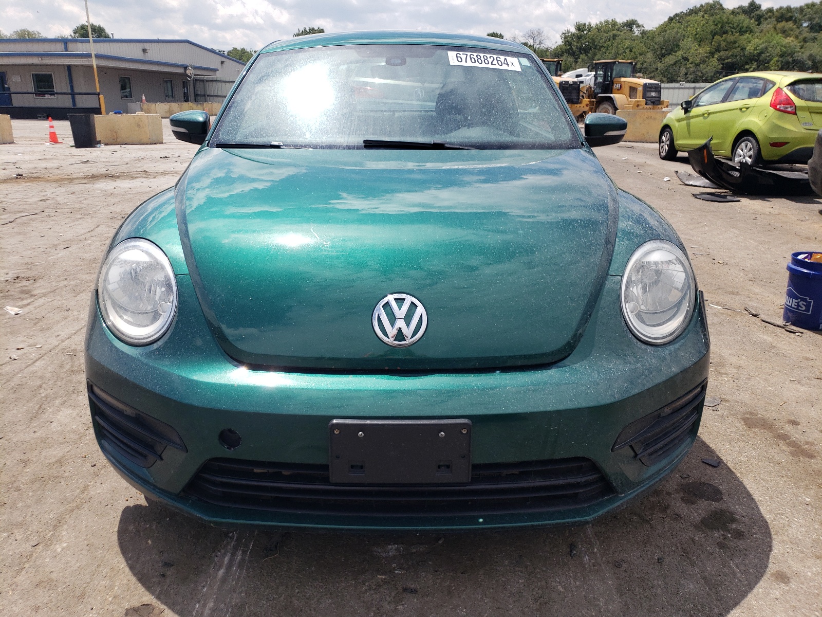 3VWFD7AT0JM716604 2018 Volkswagen Beetle S