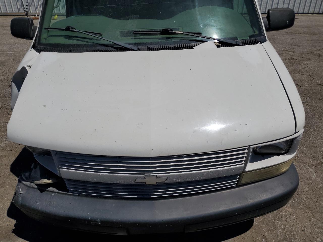 1998 Chevrolet Astro VIN: 1GCDL19W3WB144161 Lot: 68429324