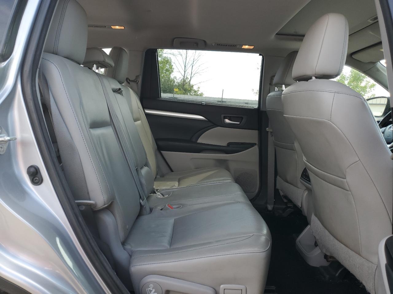 2015 Toyota Highlander Xle VIN: 5TDJKRFH0FS079630 Lot: 68431664